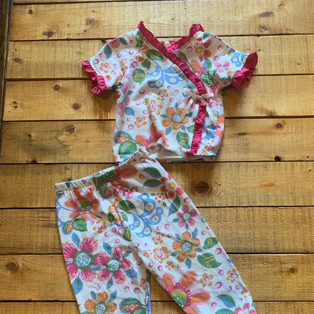 Baby Girl Two Piece floral outfit
